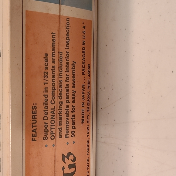 Hasegawa- Focke Wulf Fw190 German Fighter - Picture 12 of 14